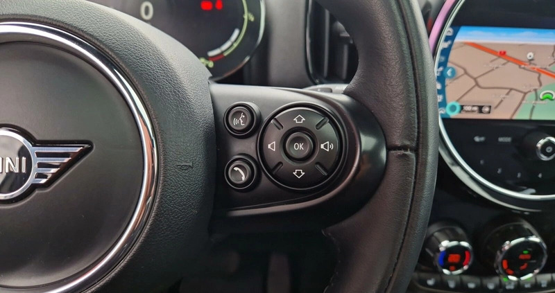 MINI Countryman cena 149900 przebieg: 40987, rok produkcji 2020 z Józefów małe 631